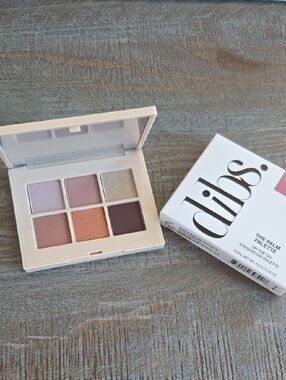 Dibs Eyeshadow Palette